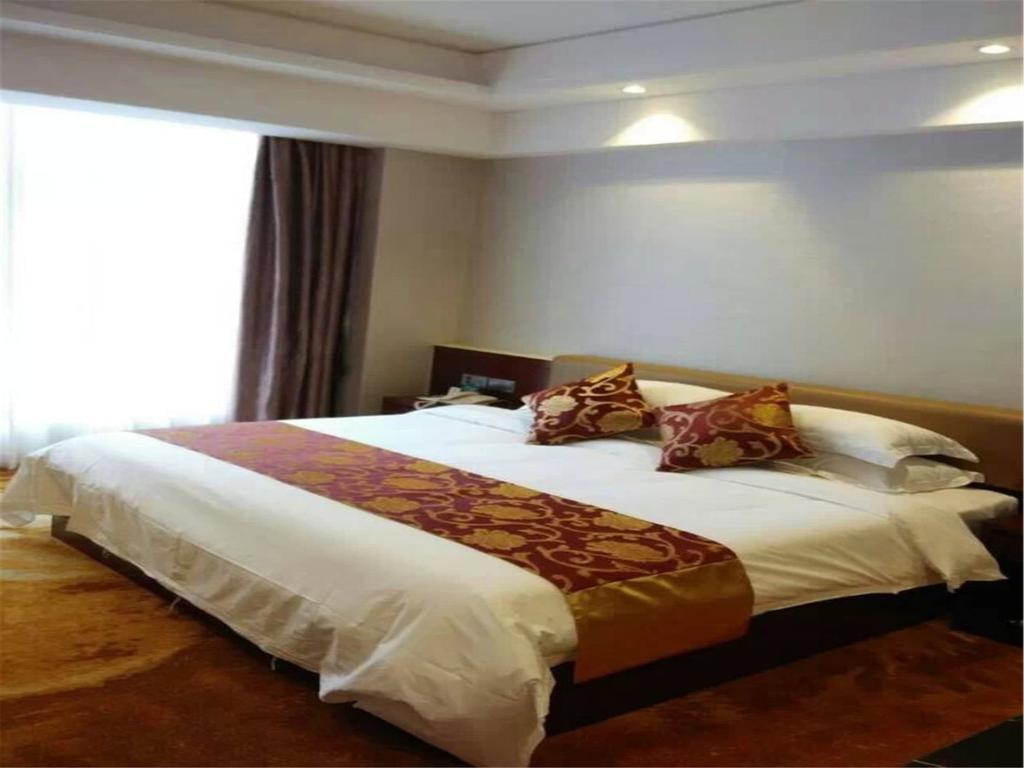 เดอะ เซ็นจูรี่ โฮเต็ล Hotel จงซาน ภายนอก รูปภาพ