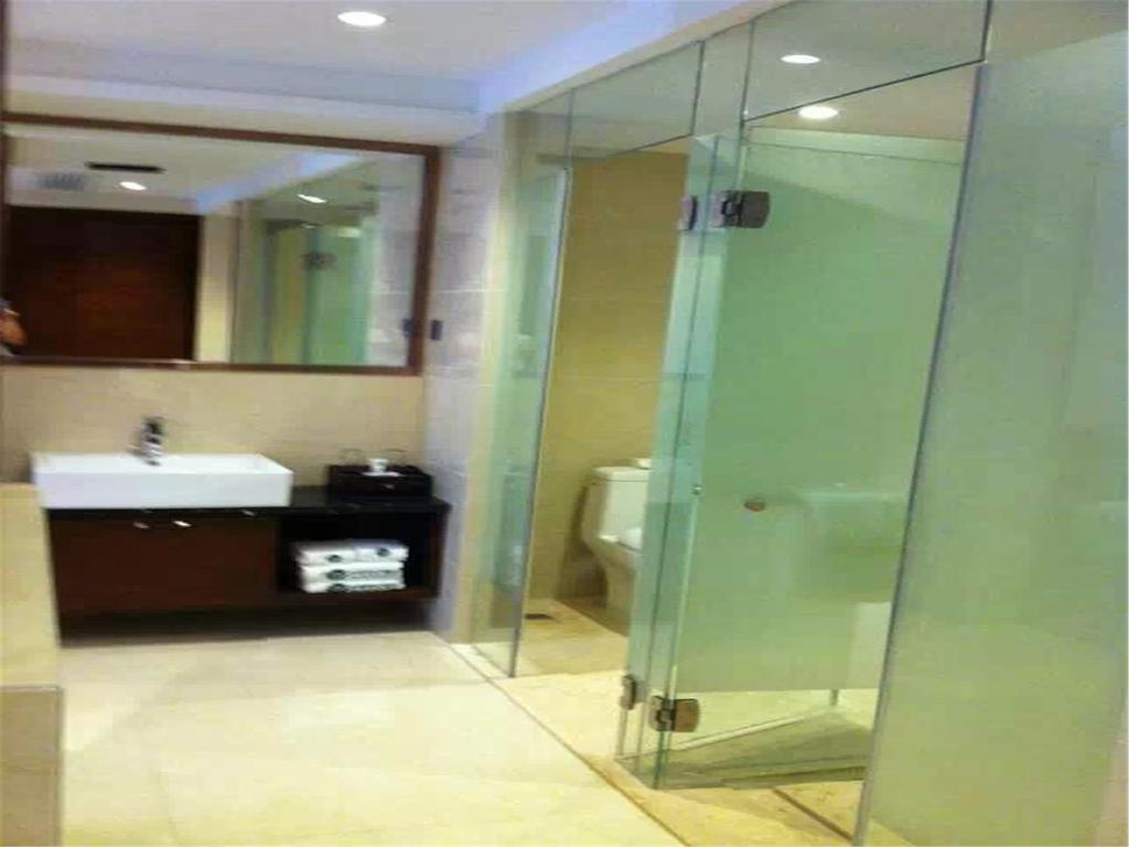 เดอะ เซ็นจูรี่ โฮเต็ล Hotel จงซาน ภายนอก รูปภาพ